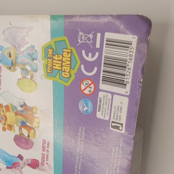 Animal Jam Best Dressed Magic Horse with Light-up Ring Collectible BOX DAMAGE - Picture 6 of 13